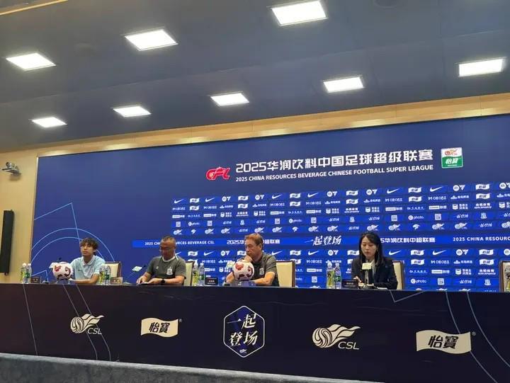 ipad版-斯卢茨基：李可和吴曦已正常训练；我们会用整体去限制瓦科