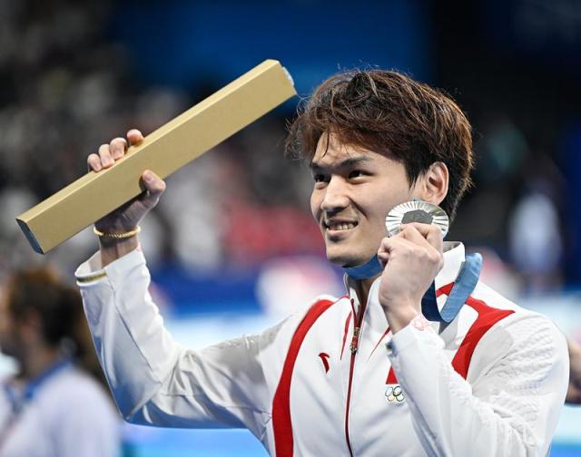 1722296109502079551.png 九游手机版-【早报】提气,女排力克美国!遗憾,体操错失金牌!