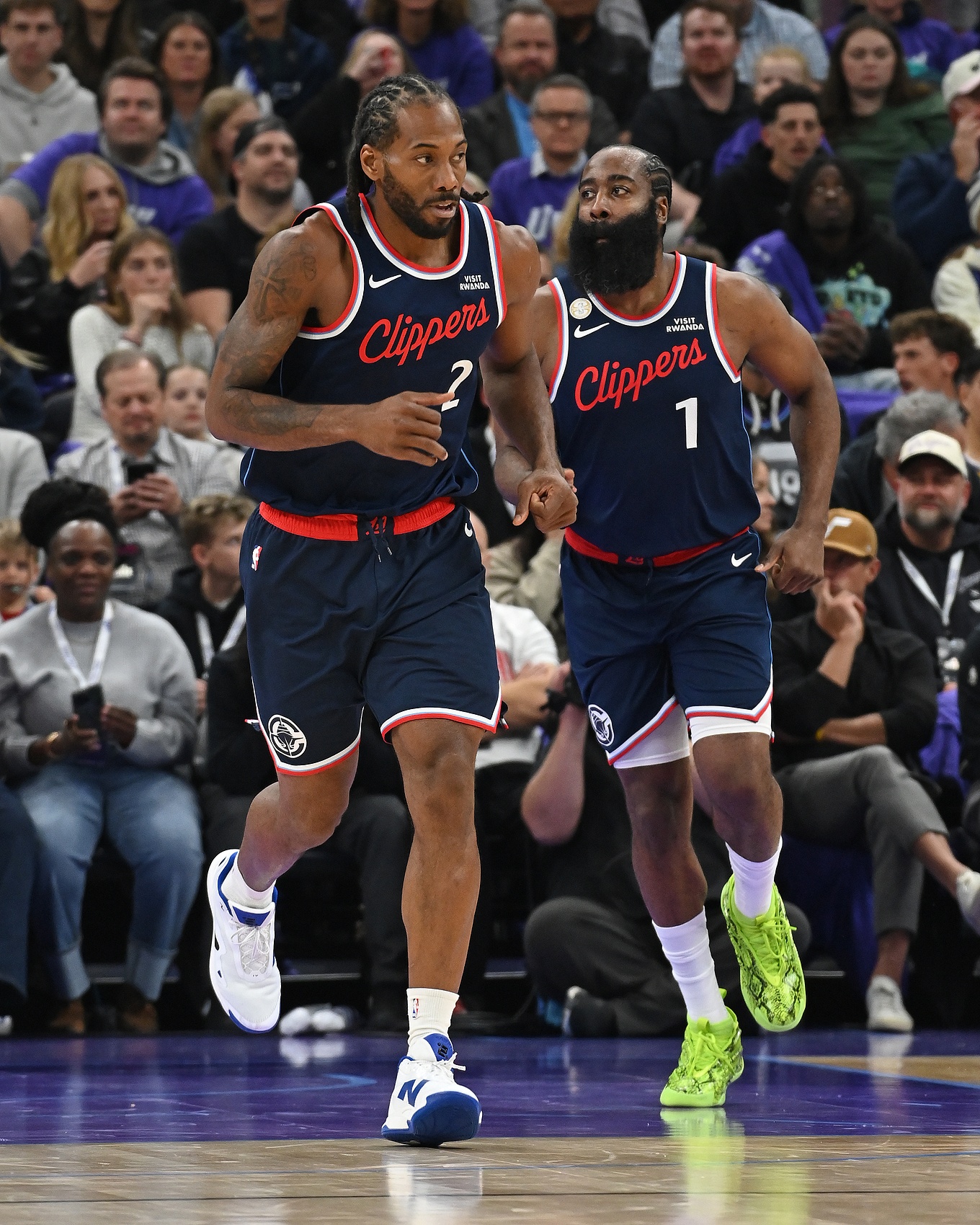 双爹战术？若卢指导继续每场都榨干哈登和伦纳德 那快船注定失败